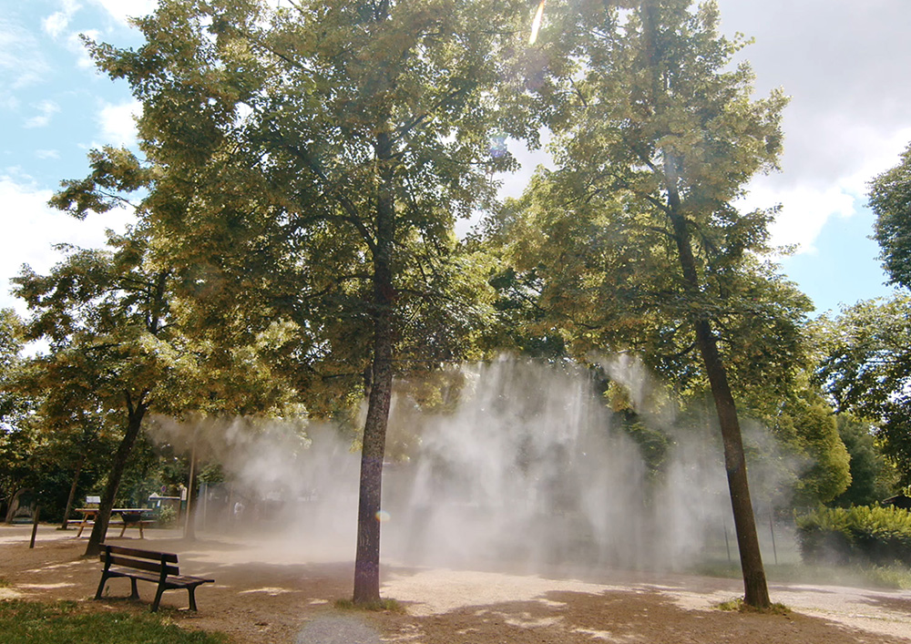 Dijon métropole 21 - brumisateur dans les parcs urbains aj3m 2022 - brumisateur suspendu