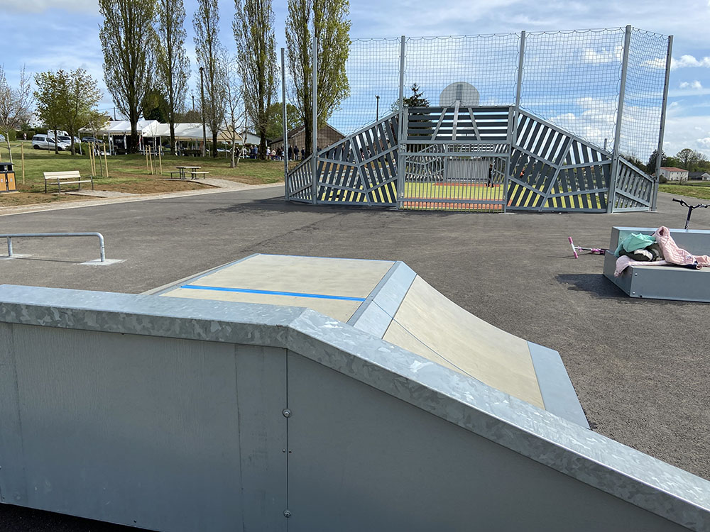 skatepark et tems à Berthelanges 25 aj3m 2023-1