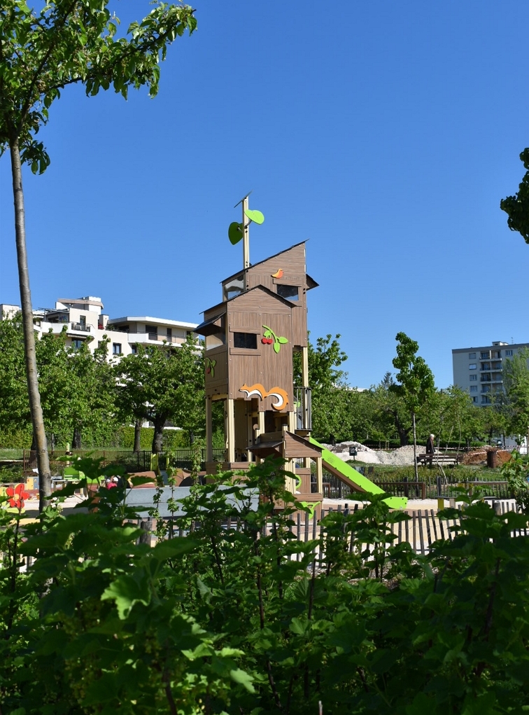 Aire de jeux Talant la Cerisaie des sens