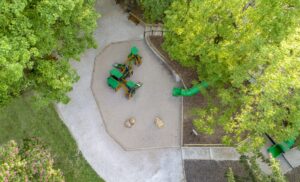 Dijon Parc des Carrieres Bacquin aire de jeux pour enfant